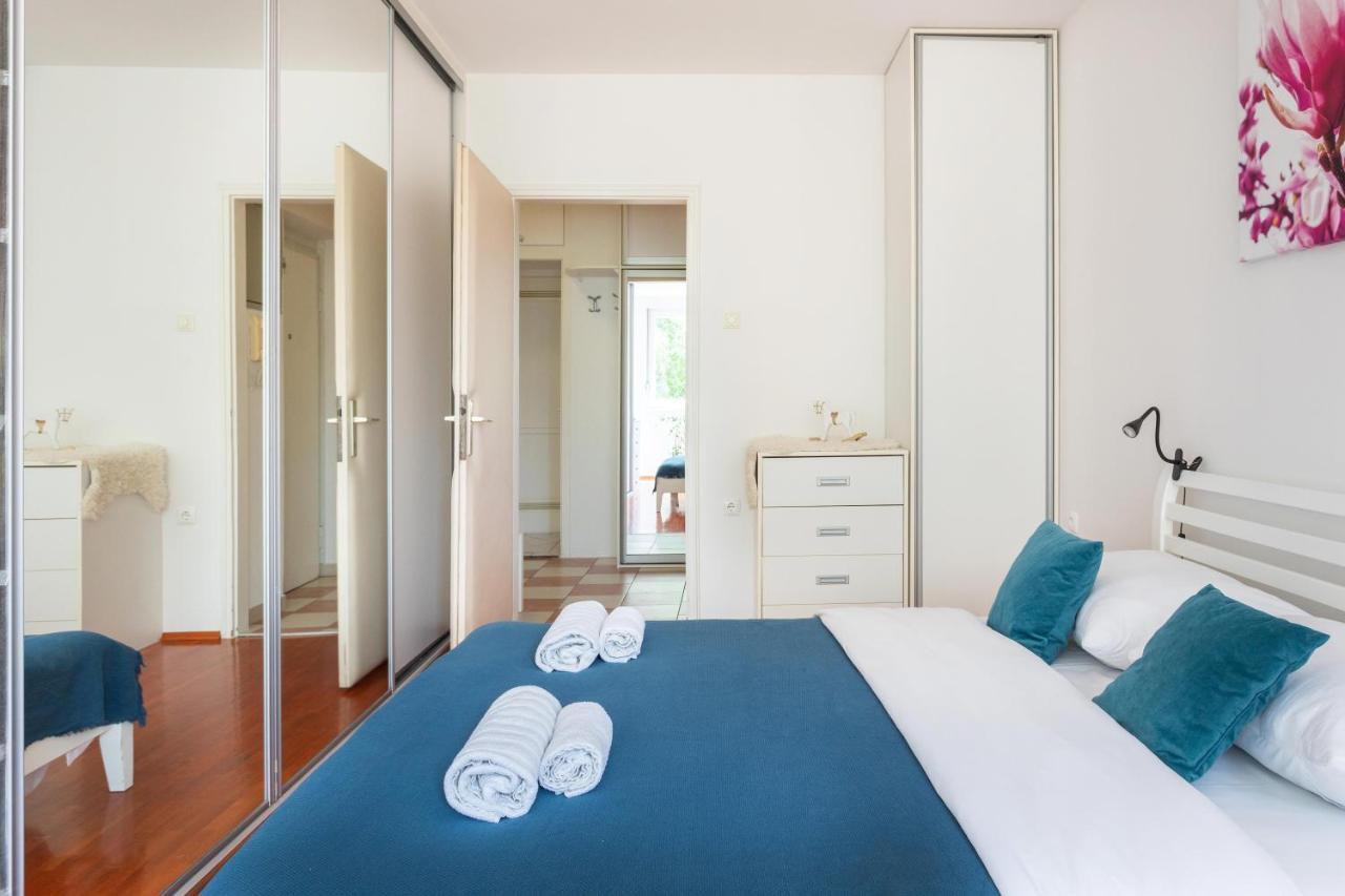 זאגרב Bright 2Bdr Apartment With A Balcony מראה חיצוני תמונה
